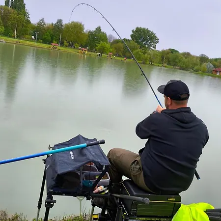 Halzona Bed & Breakfast Balatonszabadi Fürdőtelep